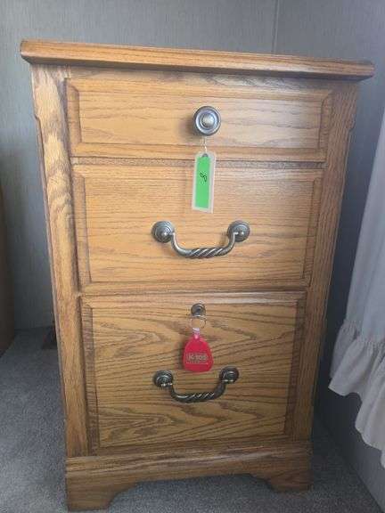 2 Drawer Wooden Filing Cabinet With Locking Drawer (Approx 30½" Tall x 18" Wide x 23" Deep)