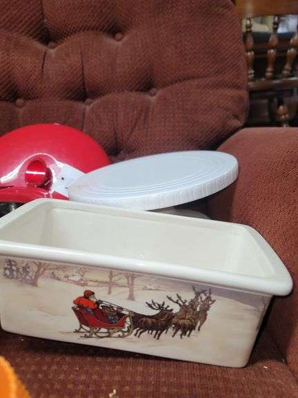 Cake Plate Lazy Susan, Hallmark Bread Holiday Pan
