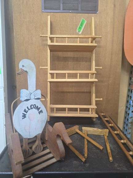 Shelf/Spice Rack, Duck Decor