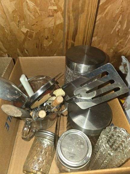 4 Boxes Kitchen Utensils and Decor