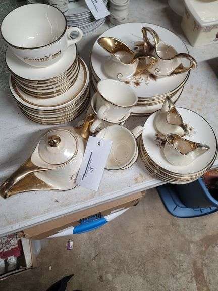 Approximately 42 Pieces Of Taylor, Smith & Taylor (TS&T) China 1 Plate Has Chip