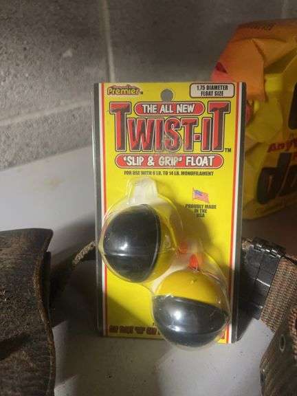 HOLSTER WITH BELT AND TWO FISHING BOBBERS