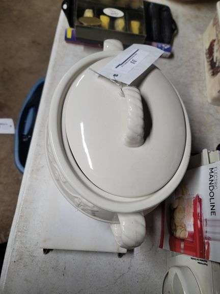 Home & Garden Basket Weave Covered Casserole Dish & Granite Cutting Board