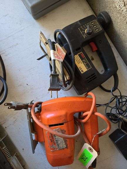 2 Zig Saws, Black & Decker, Skil