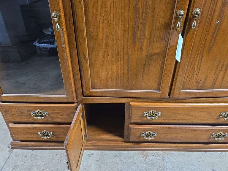 Entertainment Center (Approx. 52½ H x 60 W x 21½ D)