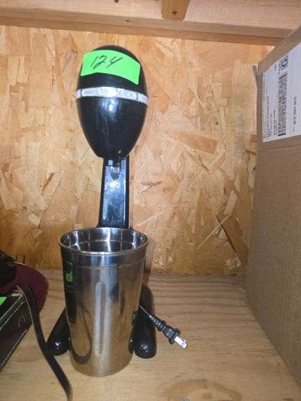 Hamilton Beach Milkshake Mixer (Missing Beater)