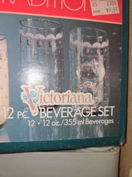 NIB 12 PC. Glass Set