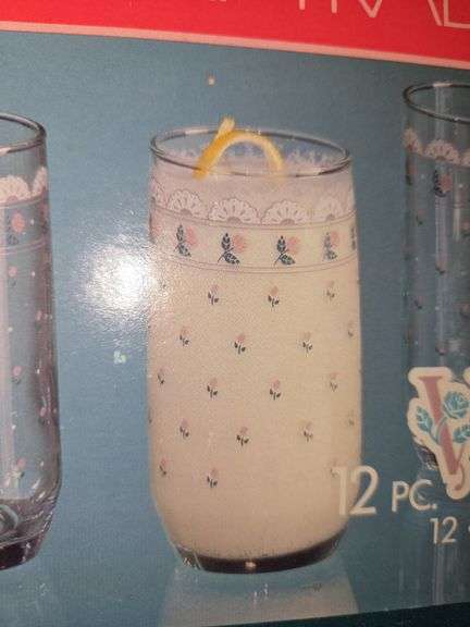 NIB 12 PC. Glass Set