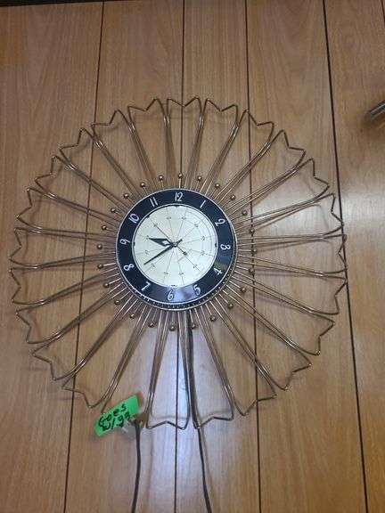 Clock, Decor,  And Decorative Plates