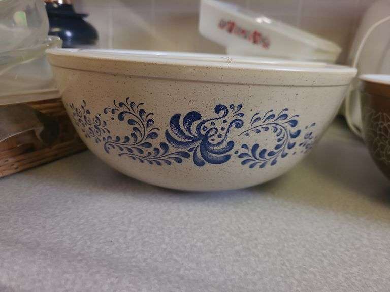 2 Pyrex Mixing Bowls