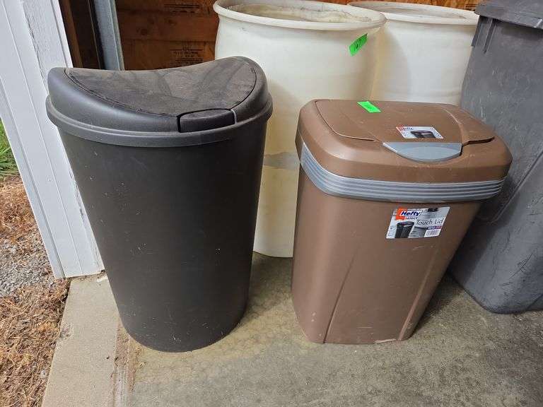 2 House Garbage Cans