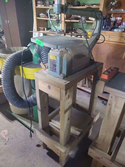 Mounted Central Machinery 20" Scroll Saw (Works)