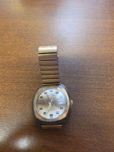 Vintage Waltham 17 Jewels Shock-Resistant Swiss Wristwatch. Works