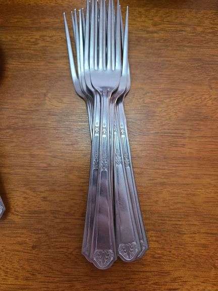 World Stainless Tableware Service For 8 (Has 16 T Spoons) W/ Paper Work