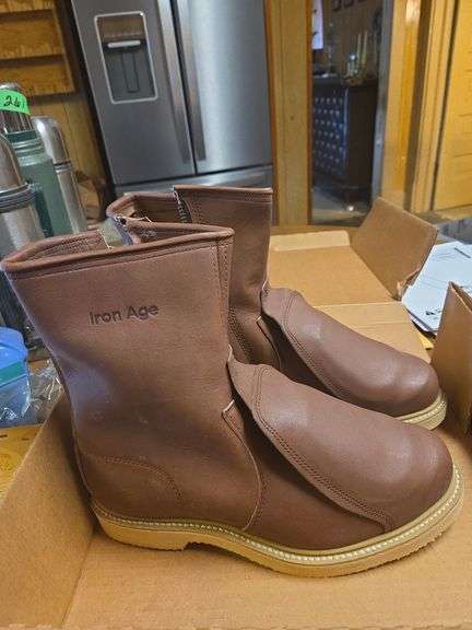 Iron Age Safty Boots New Size 9