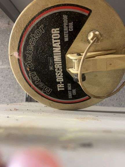 VINTAGE SEARS METAL DETECTOR