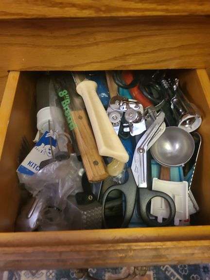 Contents Of 3 Drawers, Utensils, Knives, And Silverware