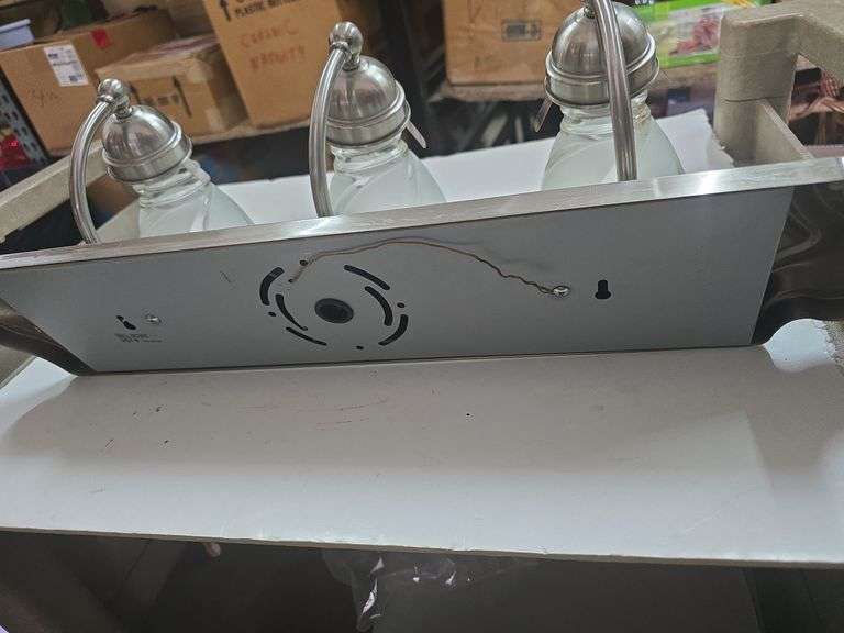 3 Light Vanity Fixture