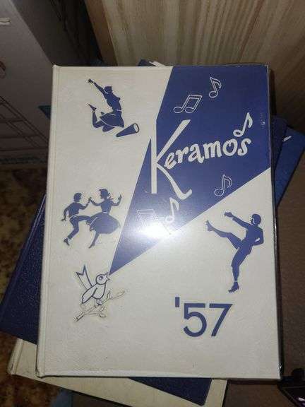 7 Vintage Year Books