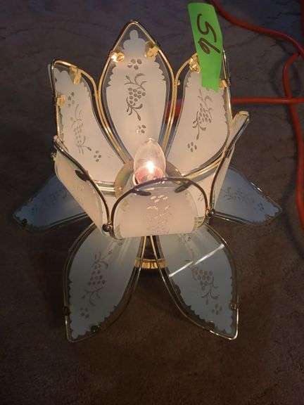 Glass Flower Lamp (Works)