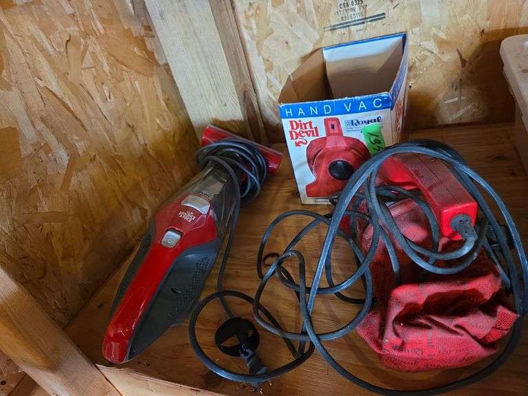 2 Dirt Devil Hand Sweepers