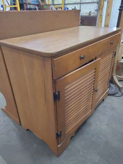2 Piece Wooden Hutch