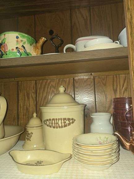 Pfaltzgraff, Homer Laughlin And Assorted Dinnerware