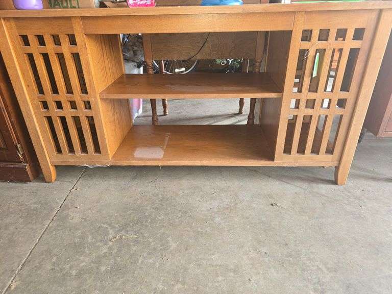 Entertainment Stand (Approx. 27½ x 54)