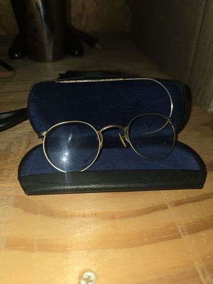 Gold Filled Vintage Glasses (Damaged/Missing Arm)