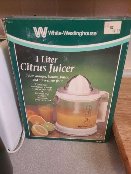GE Toaster And White-Westinghouse 1 Liter Citrus Juicer