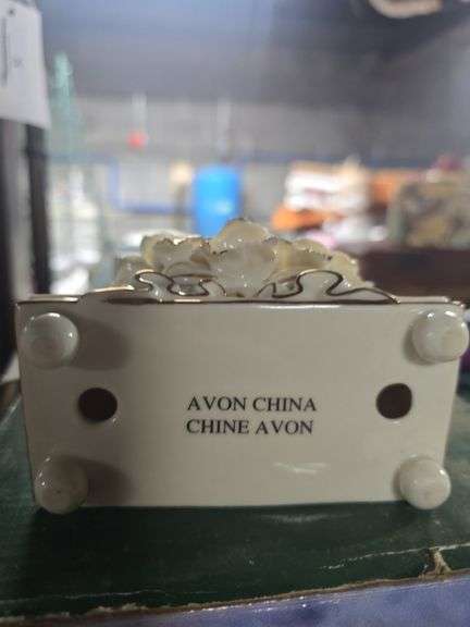 Stellar 31-Day Wood Case Pendulum Clock, Collectible 6" Vintage Avon China Ivory Porcelain Winter Rose Mantel Table Clock