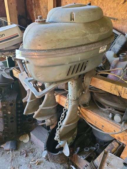 Wizard 10HP Boat Motor and Two Extra Prop Shafts