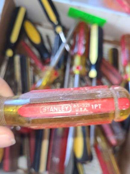 Assorted Stanley Screwdrivers