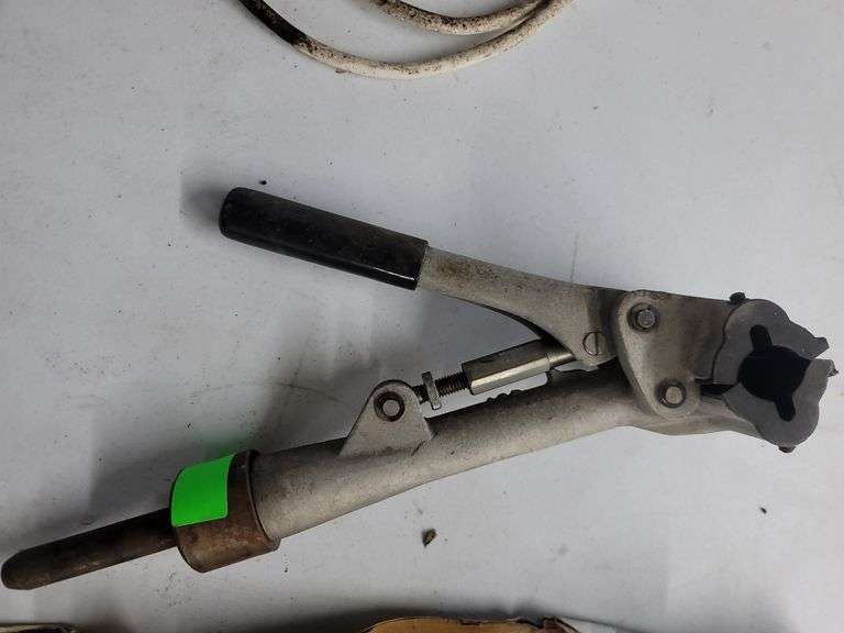 Adjustable Linkage Repair Stand Clamp