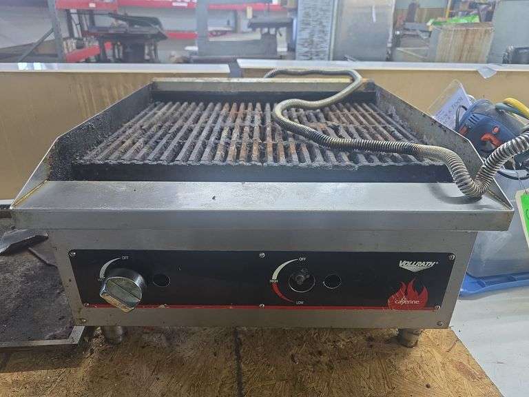 Vollrath Gas Commercial Grill with Cast Iron Grates