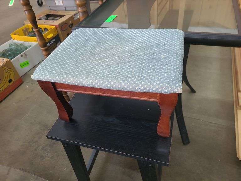 Glass Top Table And 2 Stools