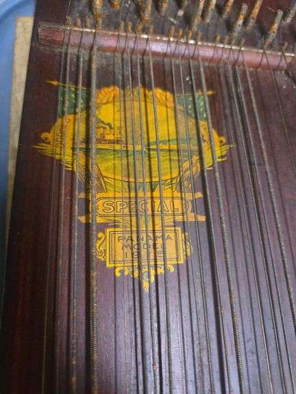 Silvertone Record Player, Vintage Mandolin Harp (Damaged)