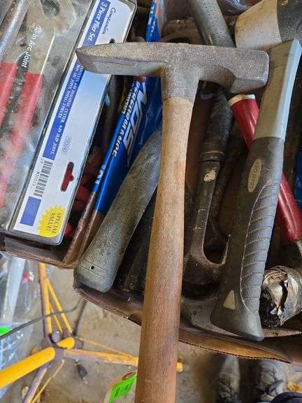 10 Hammers &1 Mallet & 2 Hatchets