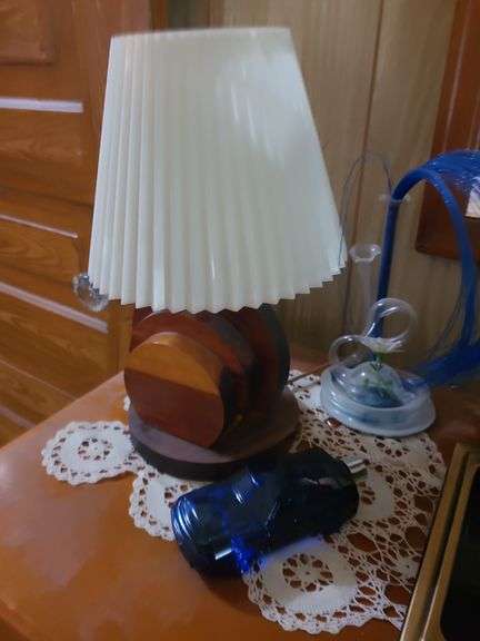 Desk Lamps And Decor