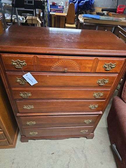 Chest Of Drawers (5 Drawers) Approx 50" T x 37" W x 17" D)