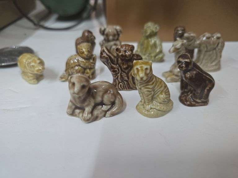 Comics, Office Supplies, Railroad Lantern, Rose Tea Figurines