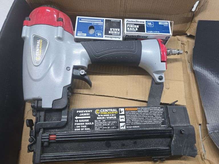 Central Pneumatic 16/18 Gauge 3-in-1 Air Nailer/Stapler