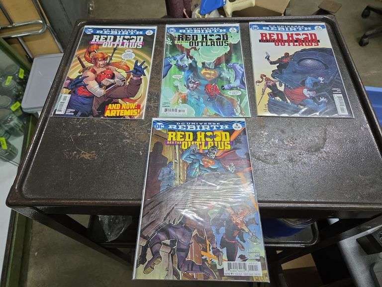 4 New Red Hood & The Outlaws Comic Books