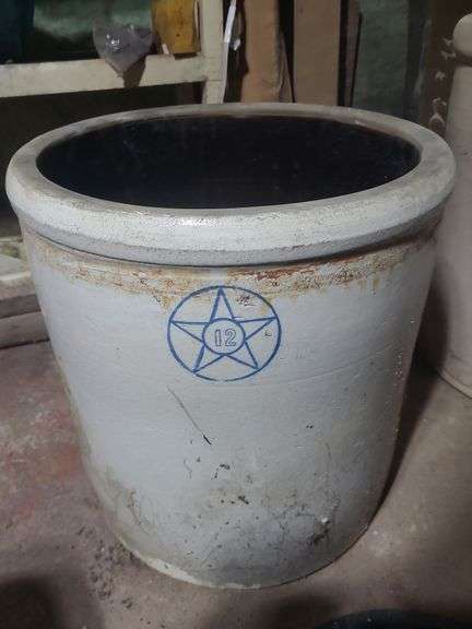 12 Gallon Crock (Cracked)