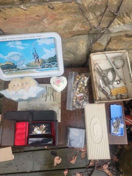 Tooth Pulling/ Costume Jewelry, Jewelry Boxes, Watch Box