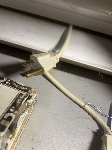 2 SHOP LIGHTS ONE WITH BULBS AND ONE WITHOUT