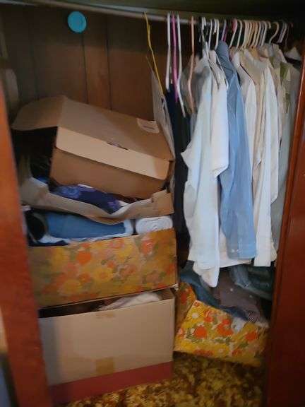 Men's Clothing, Ties, Shirts, Pants Sizes L And M