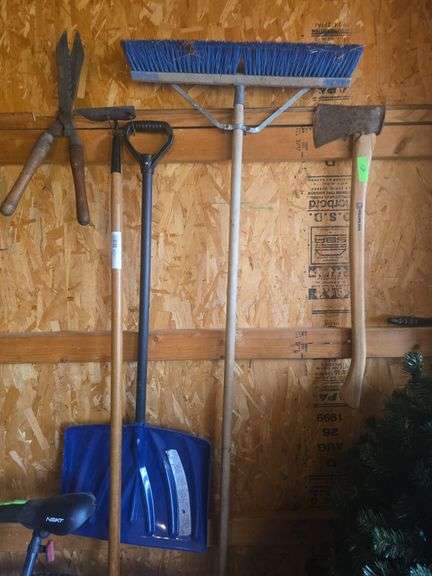 Collins Axe, Broom, Shovel, Hedge Shears