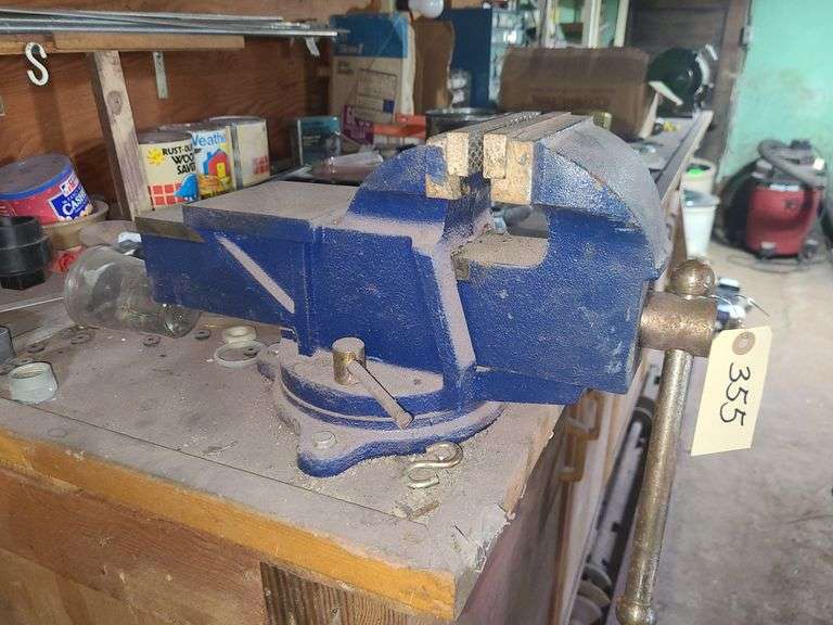 5" Vise (Needs Removal)
