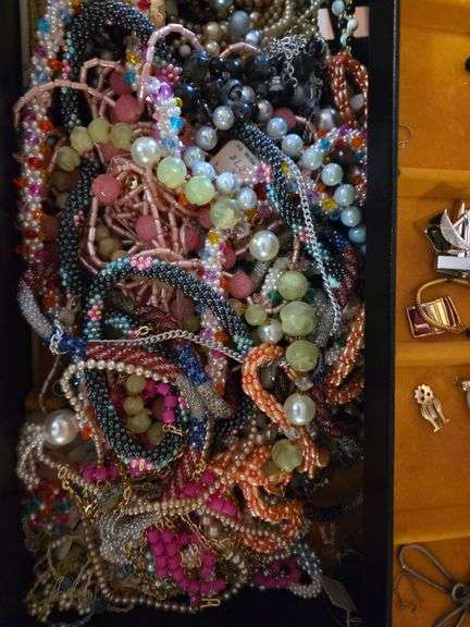 Jewelry Box, Dresser Boxes W/ Costume Jewelry, Pins, Necklaces, Earrings